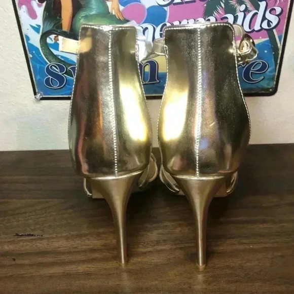 VENUS Strappy Gold Heels - Picture 11 of 13